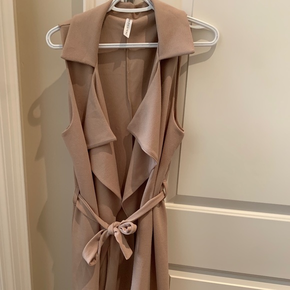 Seven Sisters Duster Vest - Picture 1 of 2